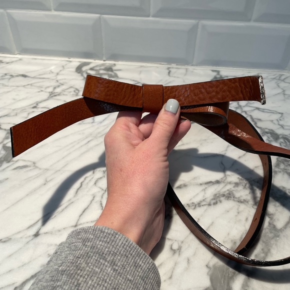 Italian Leather Bow Belt - Picture 2 of 5